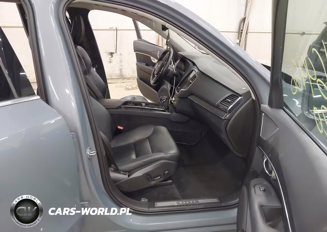 2020 Volvo Xc90 T6 Momentum 7 Passenger VIN:YV4A22PK7L1611026 - 5