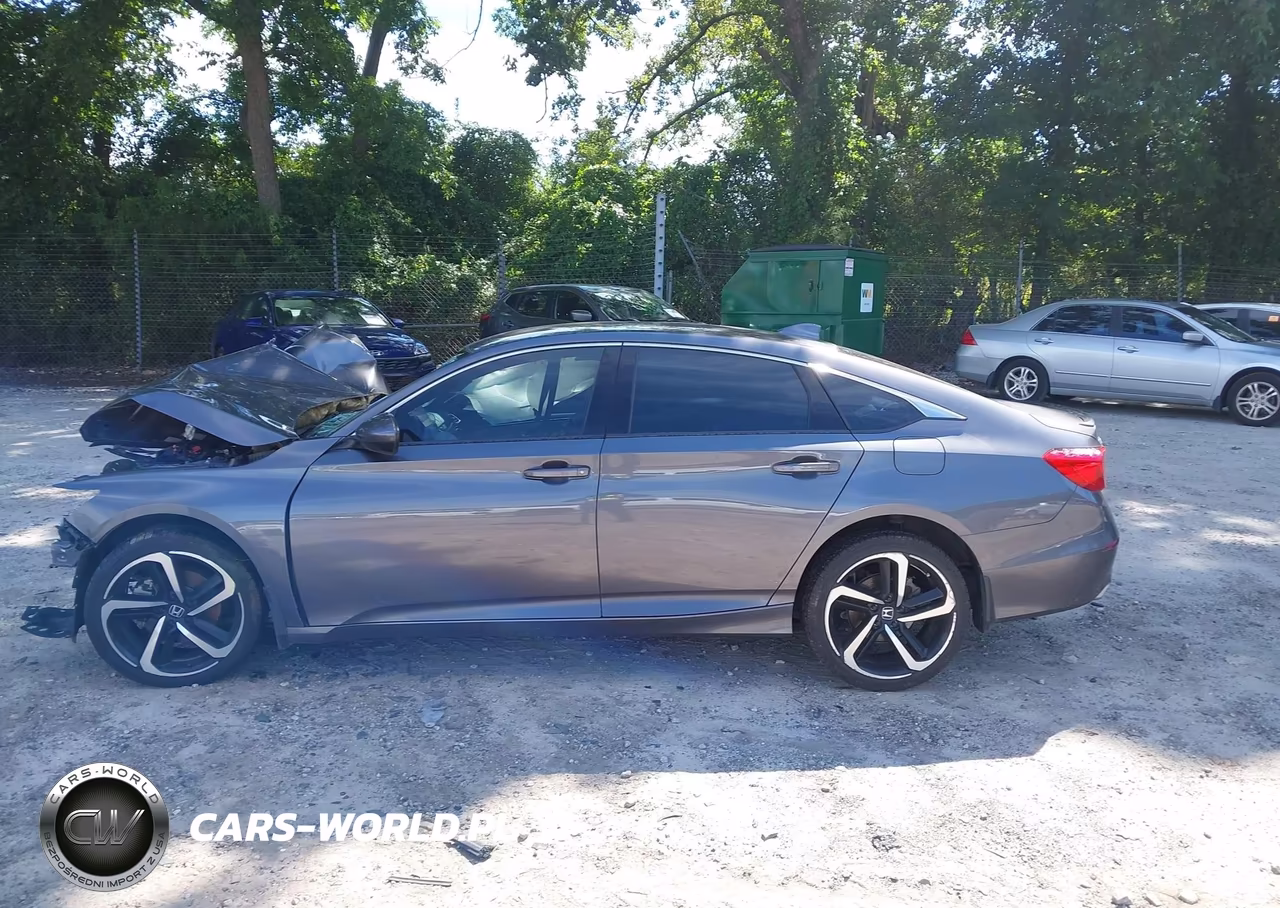 2018 Honda Accord Sport VIN:1HGCV1F31JA001306 - 13