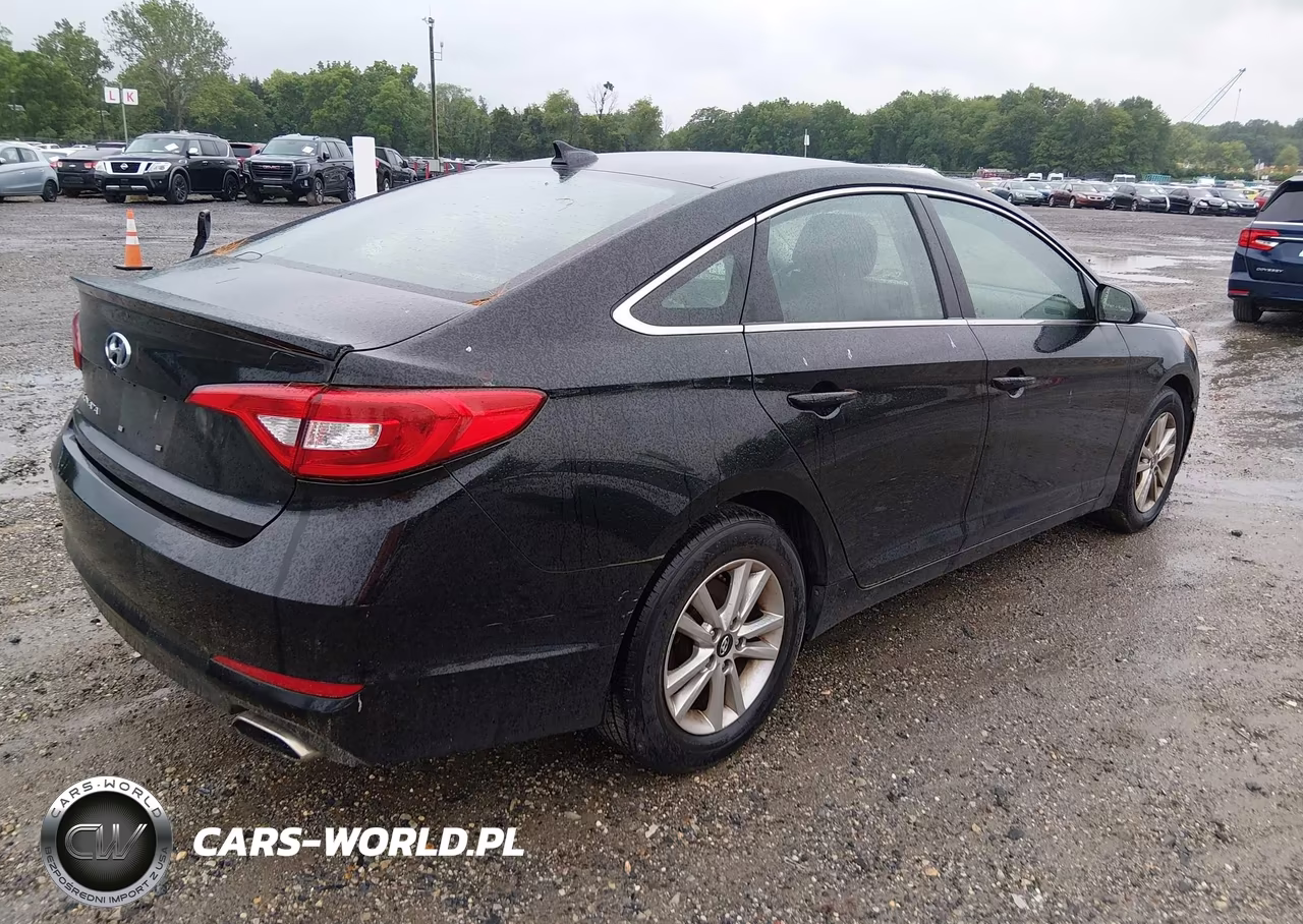 2015 Hyundai Sonata Se VIN:5NPE24AF8FH082890 - 4