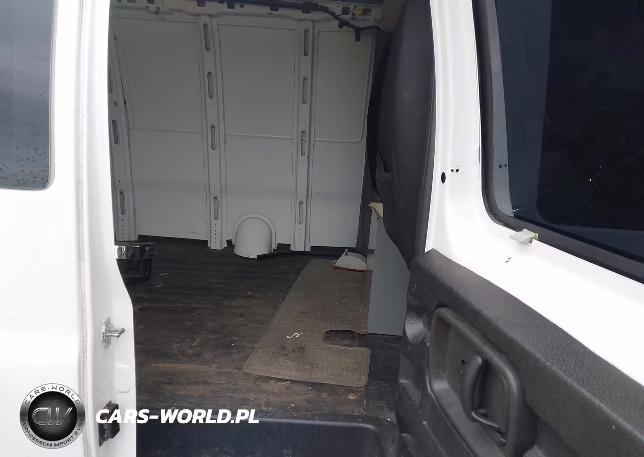 2011 Chevrolet Express 2500 Work Van VIN:1GCWGFFA6B1133853 - 8