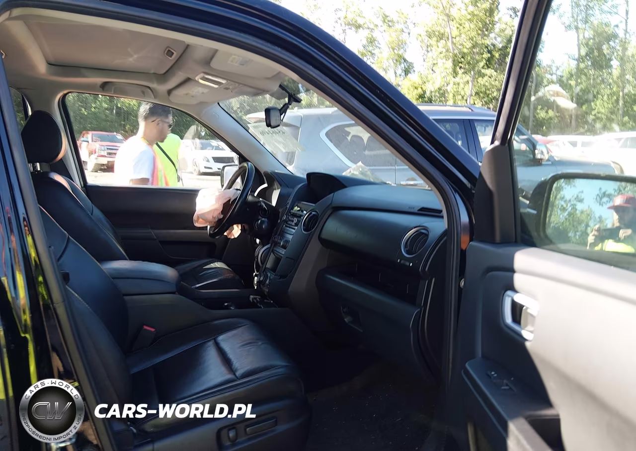 2015 Honda Pilot Touring VIN:5FNYF4H96FB053937 - 5