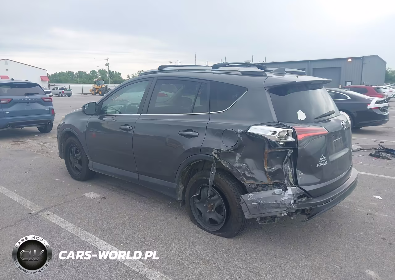 2017 Toyota Rav4 Le VIN:2T3BFREVXHW615467 - 3