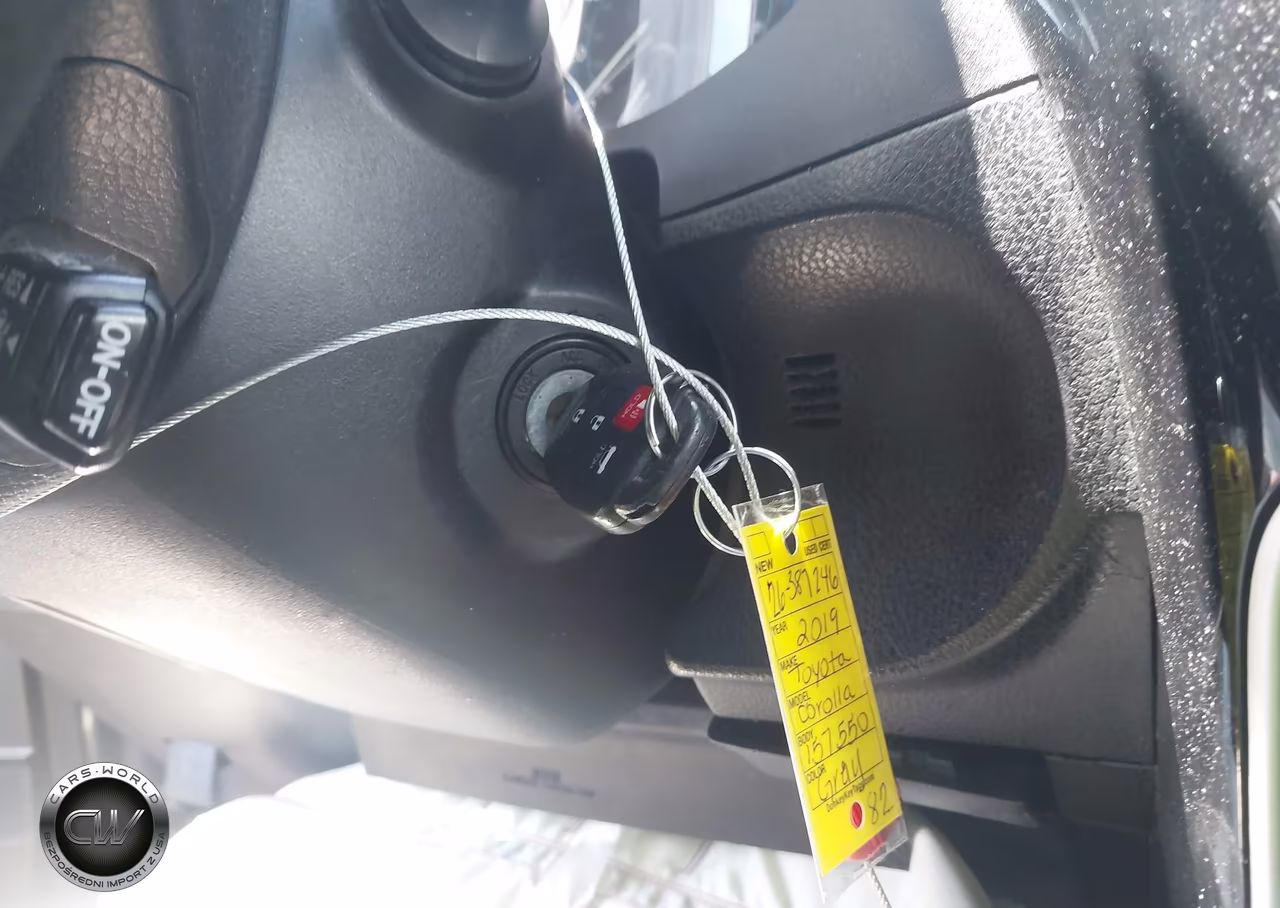 2019 Toyota Corolla Le VIN:2T1BURHE3KC157550 - 11