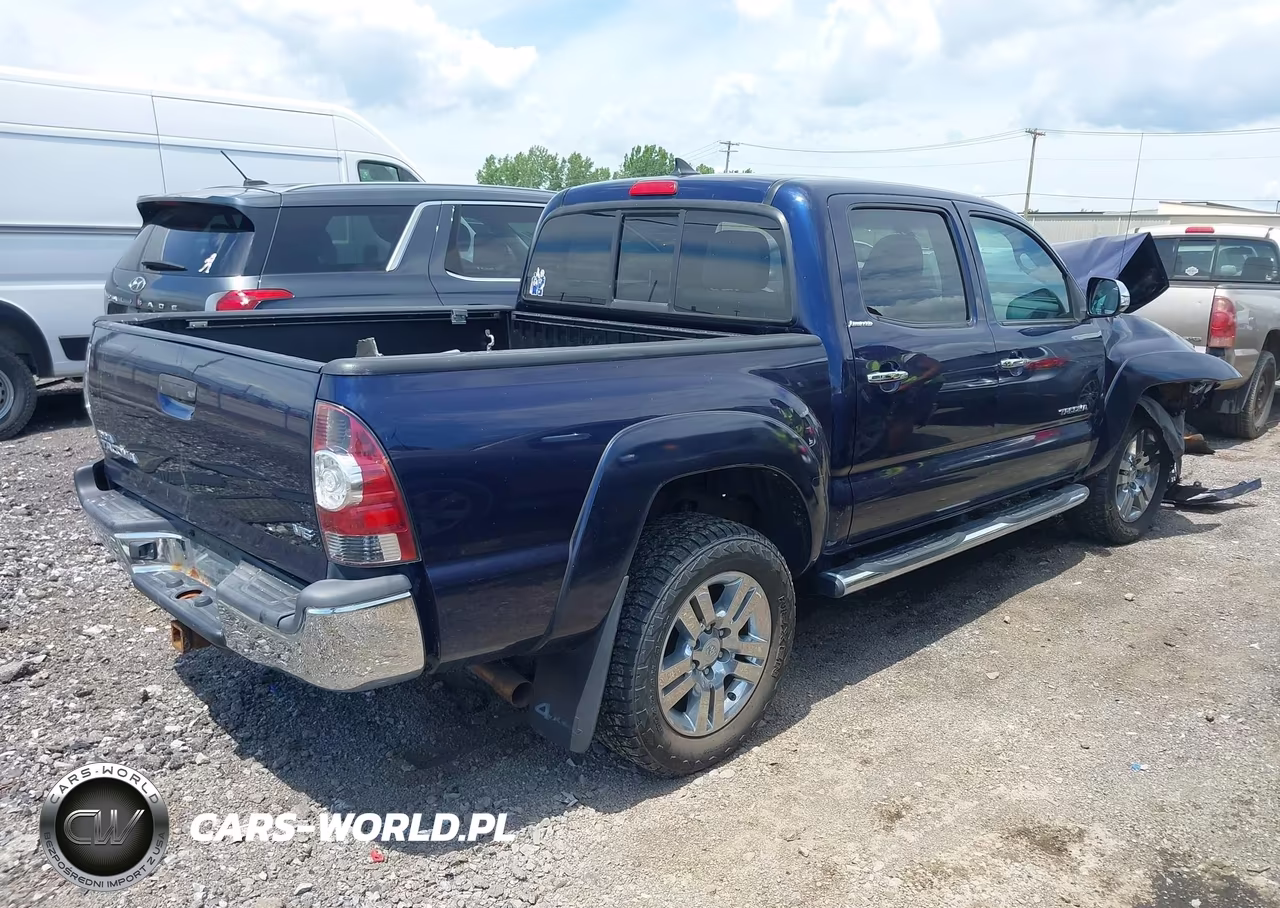 2013 Toyota Tacoma Base V6 VIN:3TMLU4EN3DM110864 - 4