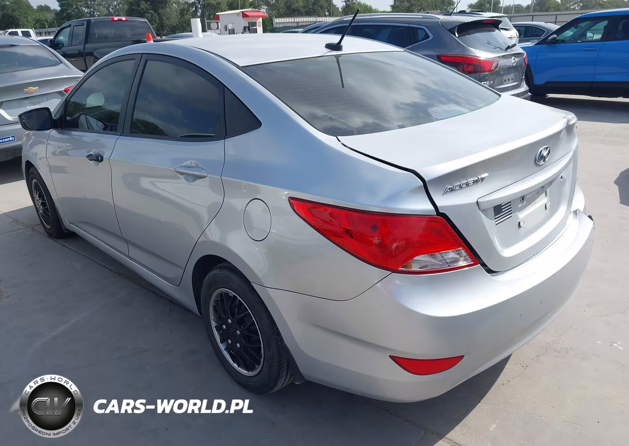 2015 Hyundai Accent Gls VIN:KMHCT4AE7FU806386 - 3