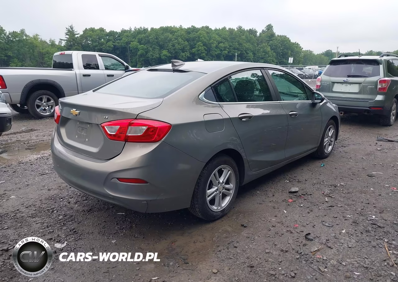 2017 Chevrolet Cruze Lt Auto VIN:1G1BE5SM5H7133503 - 4