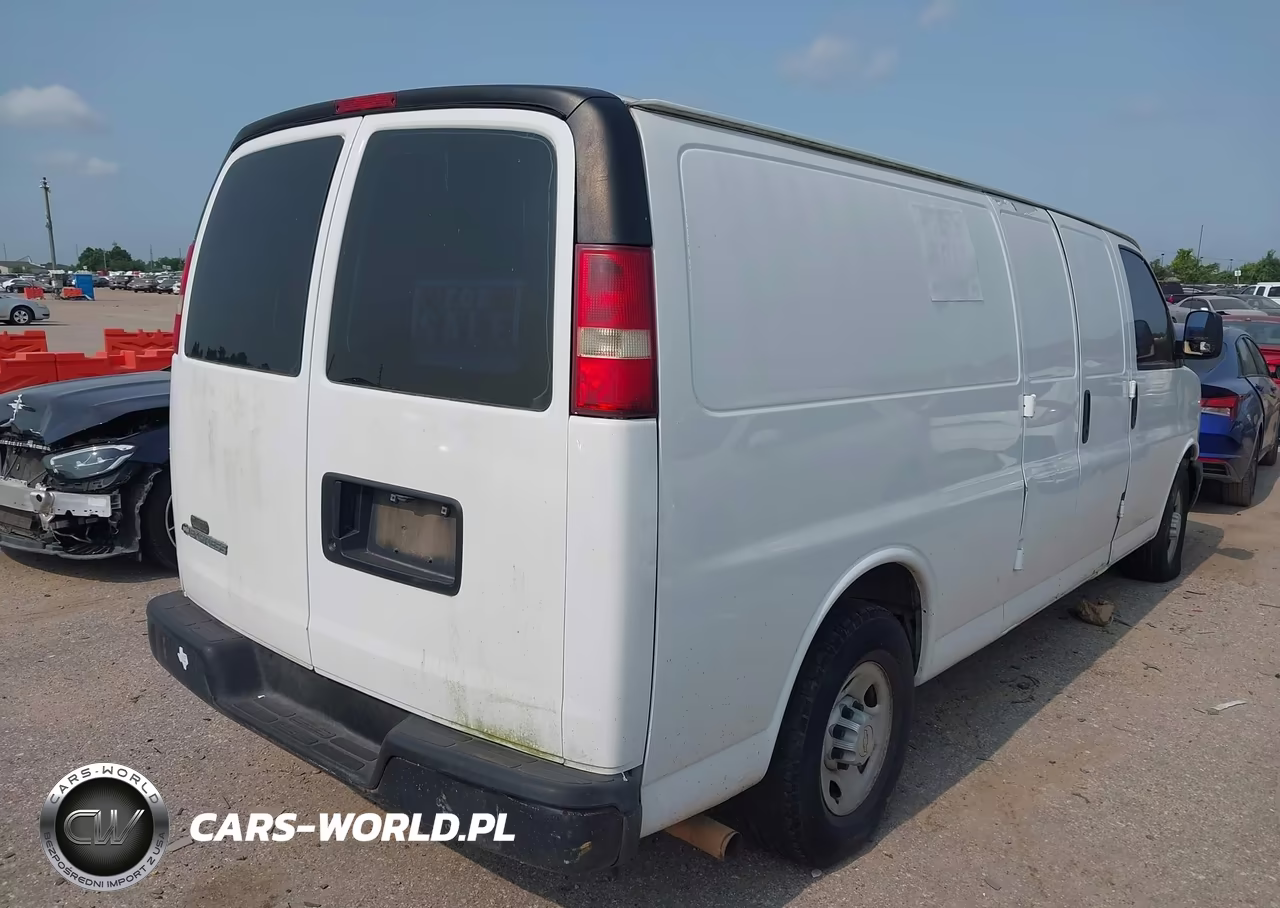 2008 Chevrolet Express Cargo Van Work Van VIN:1GCGG29K581163081 - 4