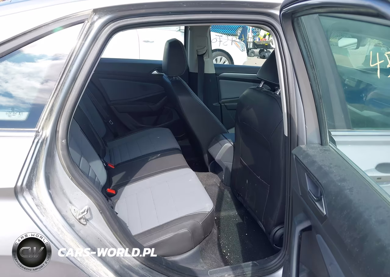 2025 Volkswagen Jetta 1.5T Se VIN:3VW7X7BU9SM011840 - 8