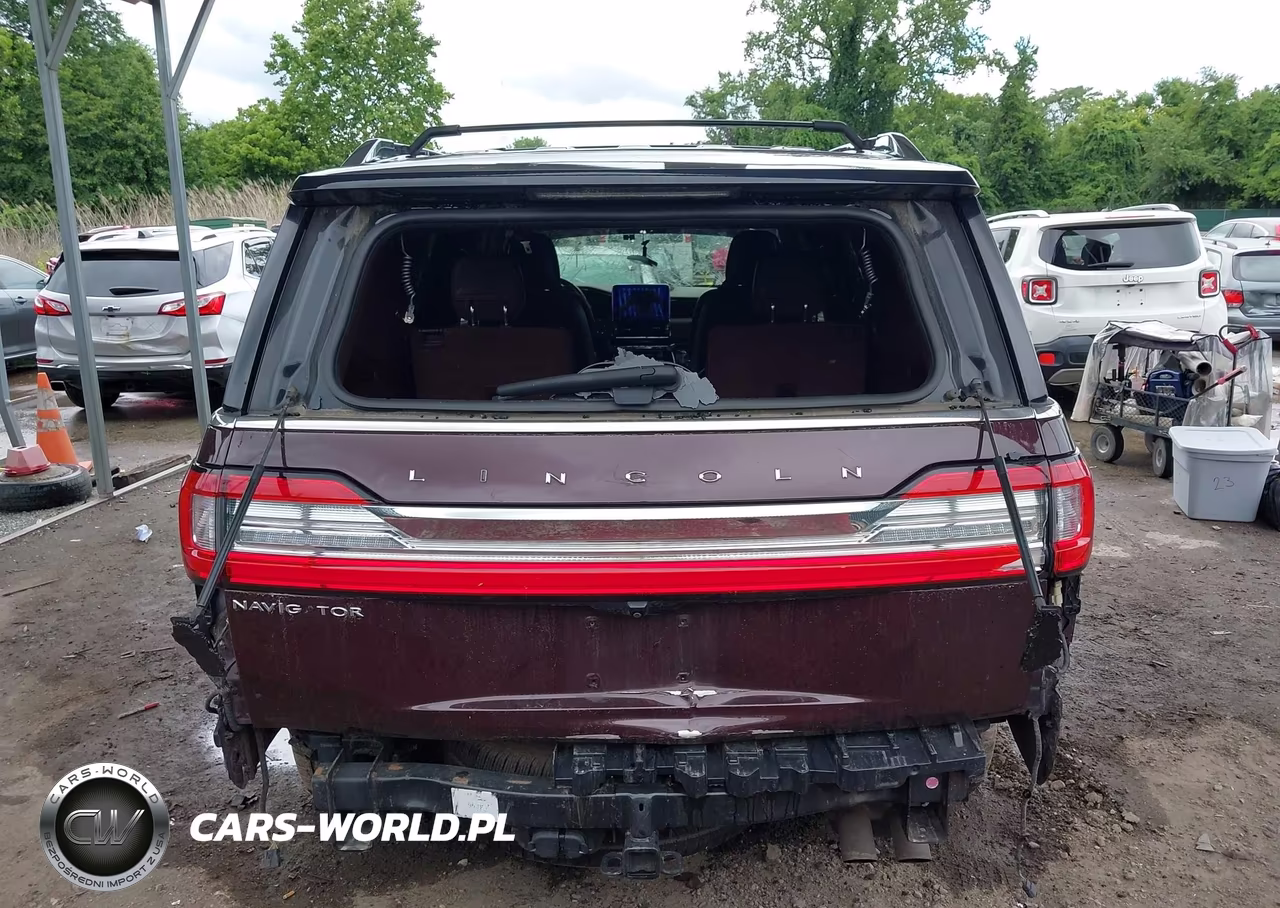 2019 Lincoln Navigator Black Label VIN:5LMJJ2TT8KEL10866 - 16