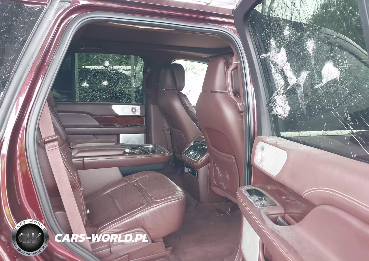 2019 Lincoln Navigator Black Label VIN:5LMJJ2TT8KEL10866 - 8