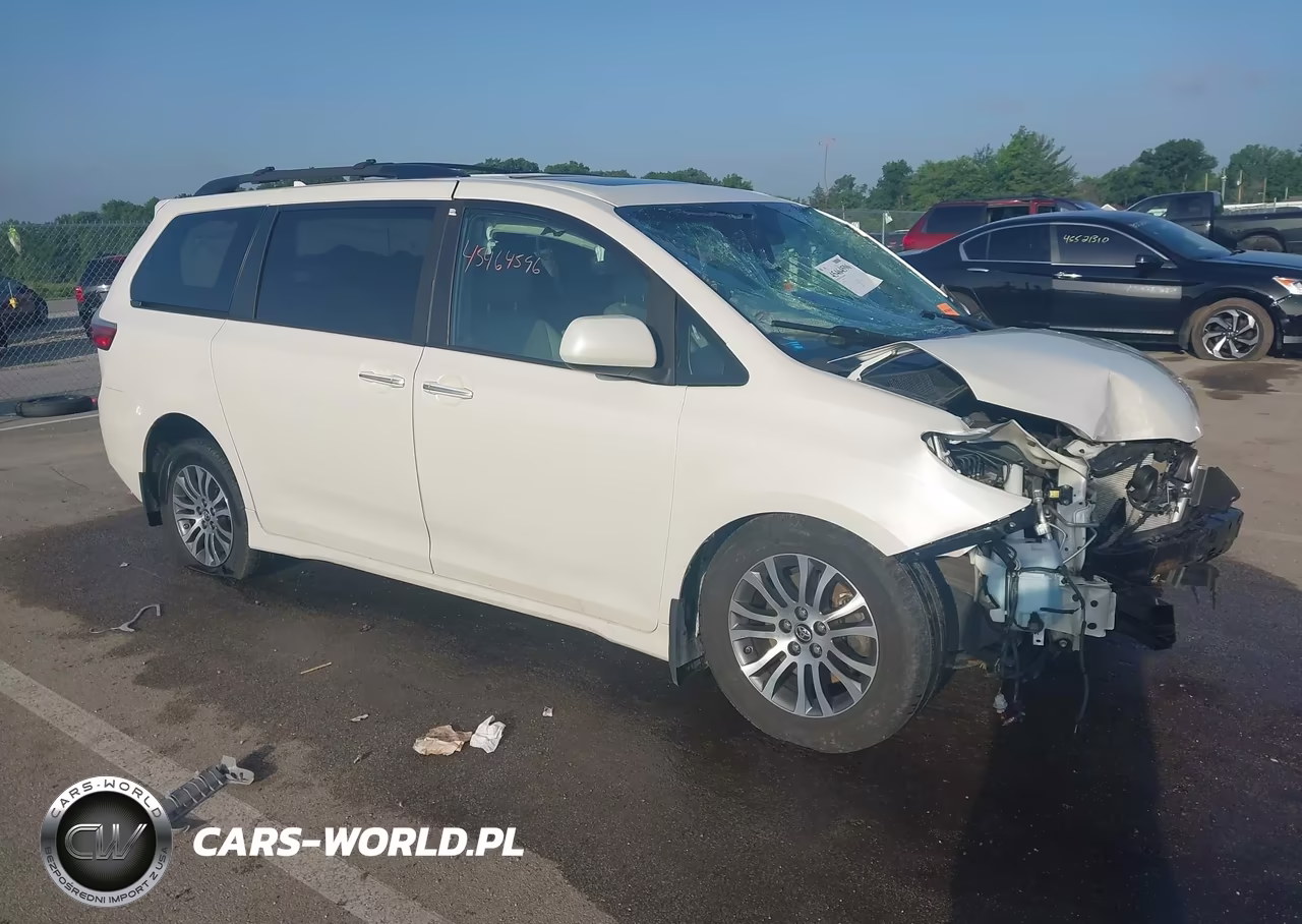 2019 Toyota Sienna Xle 8 Passenger