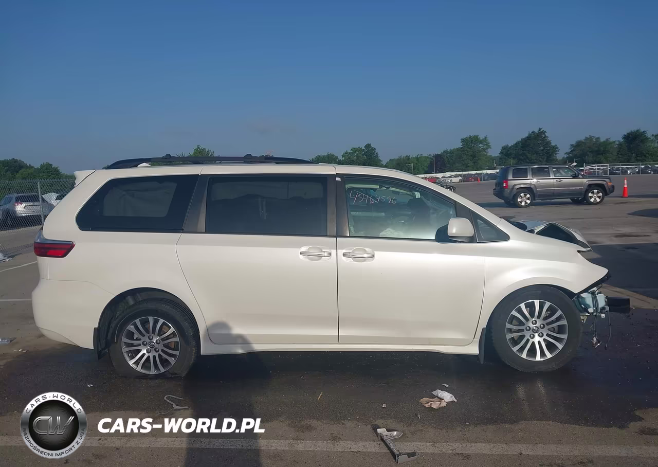 2019 Toyota Sienna Xle 8 Passenger VIN:5TDYZ3DC2KS993712 - 14