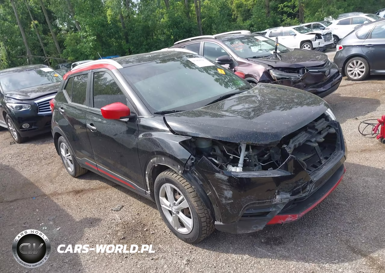 2019 Nissan Kicks S