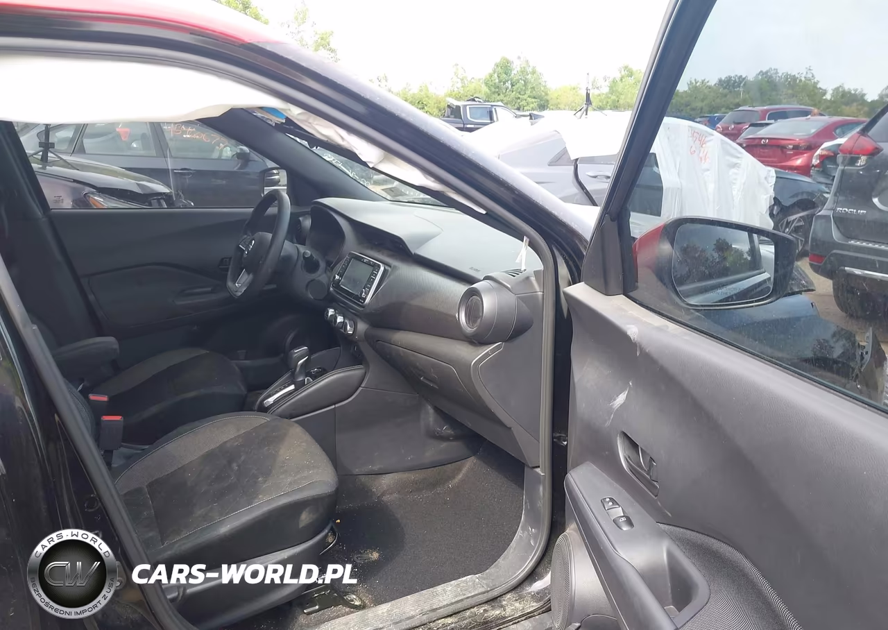 2019 Nissan Kicks S VIN:3N1CP5CU0KL555091 - 5