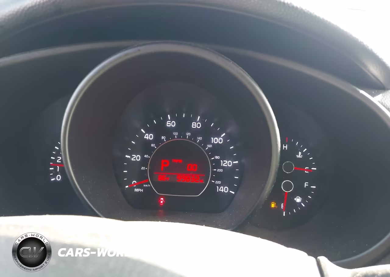 2016 Kia Soul VIN:KNDJN2A2XG7854352 - 7