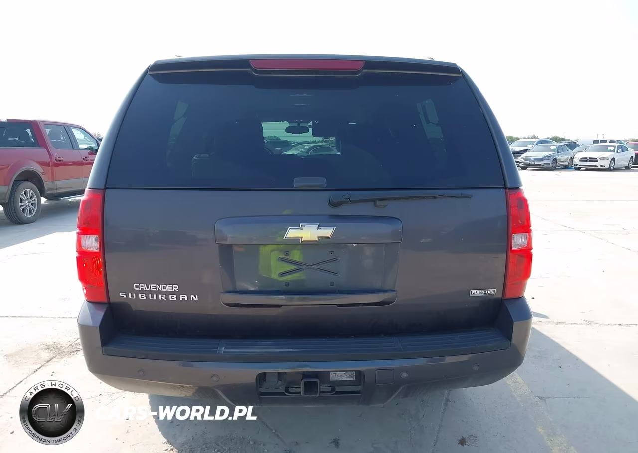 2011 Chevrolet Suburban Lt VIN:1GNSCJE07BR270038 - 16