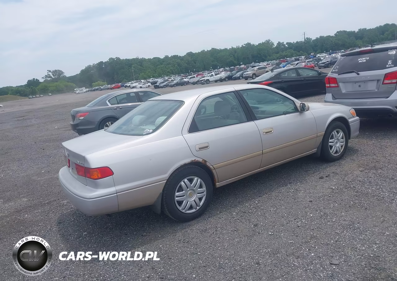 2001 Toyota Camry Ce VIN:4T1BG22K91U064039 - 4
