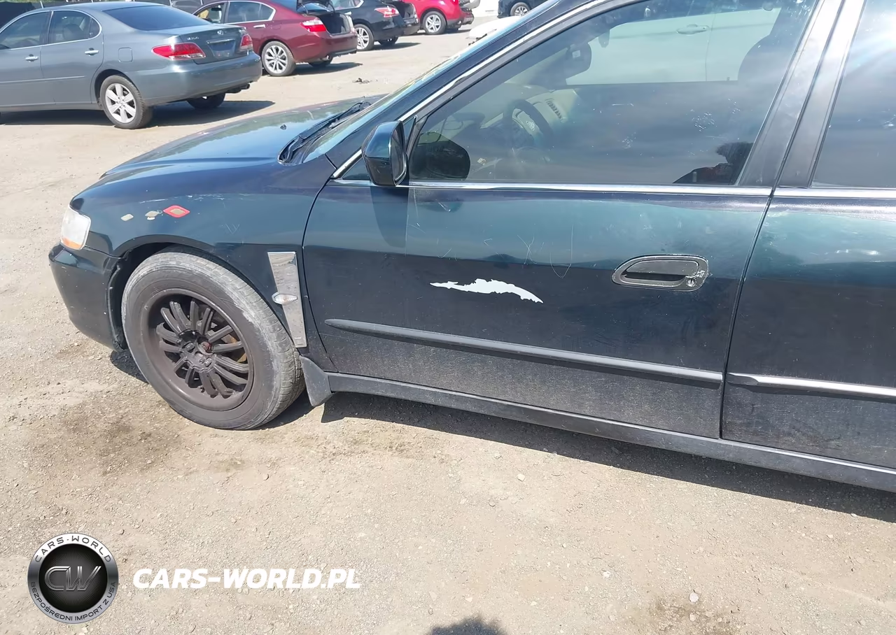 2000 Honda Accord 2.3 Lx VIN:1HGCG6551YA111633 - 18