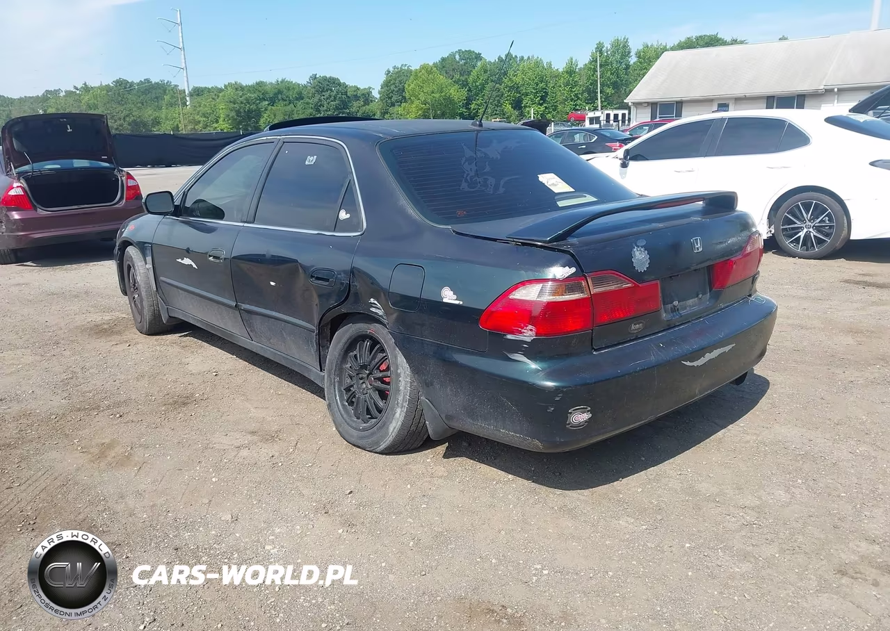 2000 Honda Accord 2.3 Lx VIN:1HGCG6551YA111633 - 3