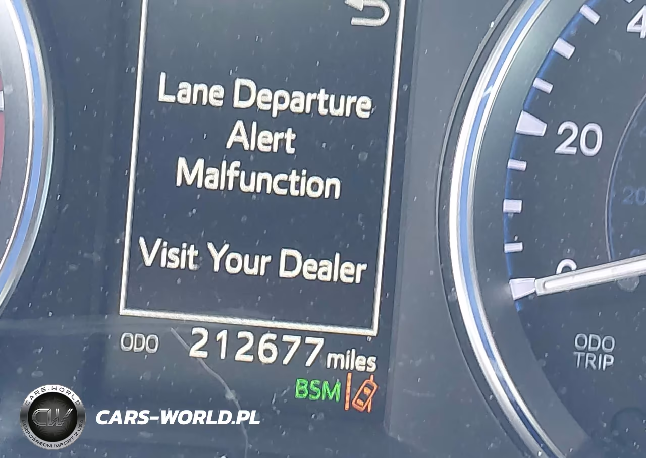 2018 Toyota Highlander Xle VIN:5TDKZRFH7JS533767 - 15