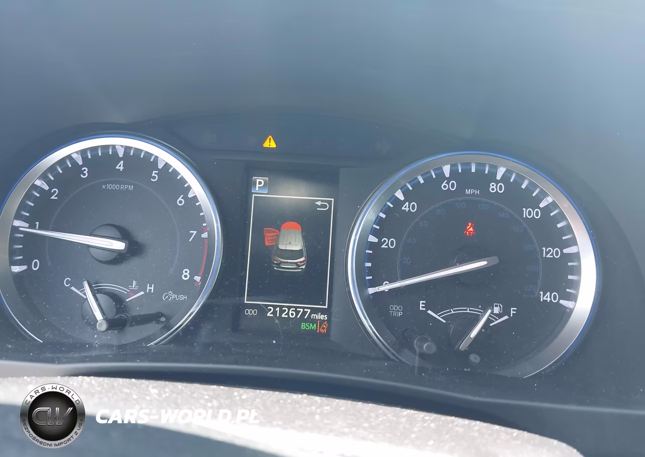 2018 Toyota Highlander Xle VIN:5TDKZRFH7JS533767 - 7