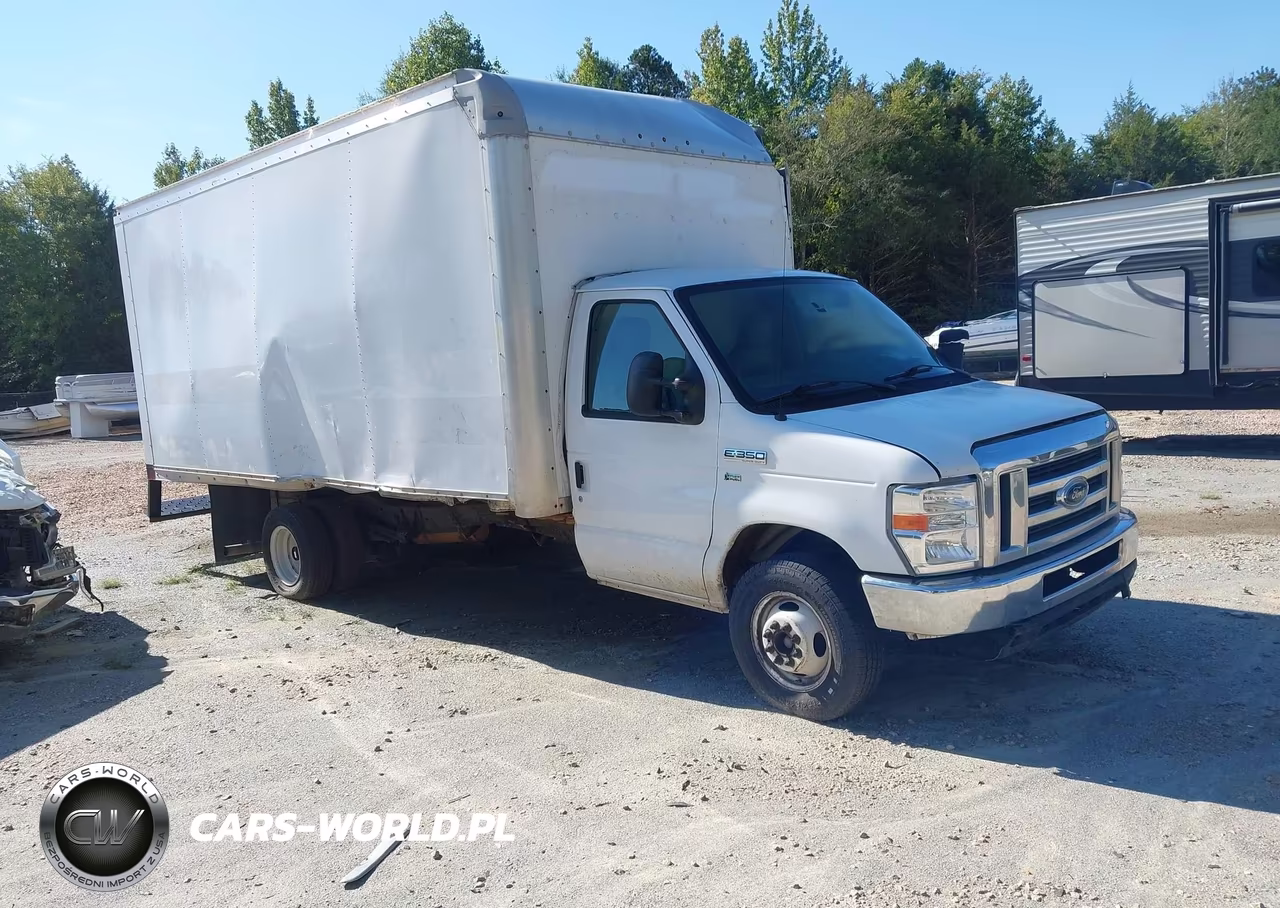 2019 Ford E-350 Cutaway – zdjęcie 1 z 18