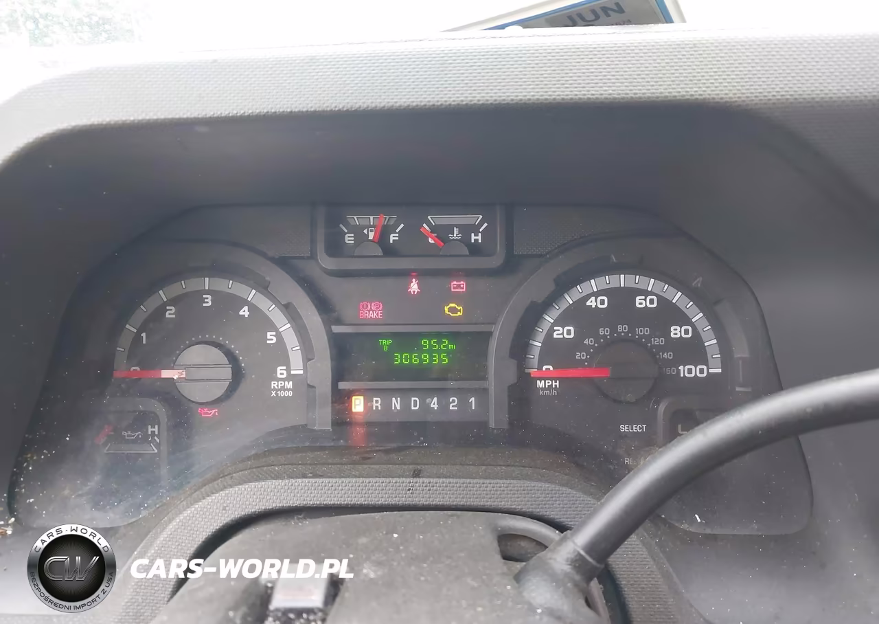 2019 Ford E-350 Cutaway VIN:1FDWE3F60KDC65176 - 5