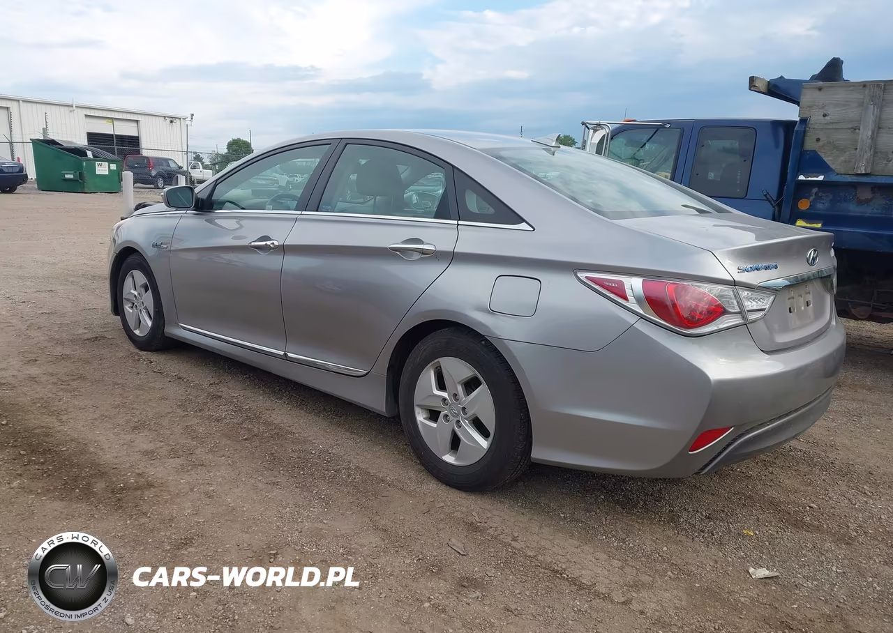 2012 Hyundai Sonata Hybrid VIN:KMHEC4A41CA060806 - 3