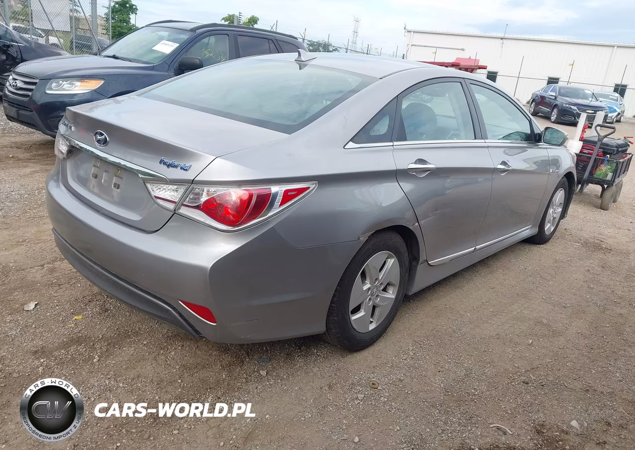 2012 Hyundai Sonata Hybrid VIN:KMHEC4A41CA060806 - 4