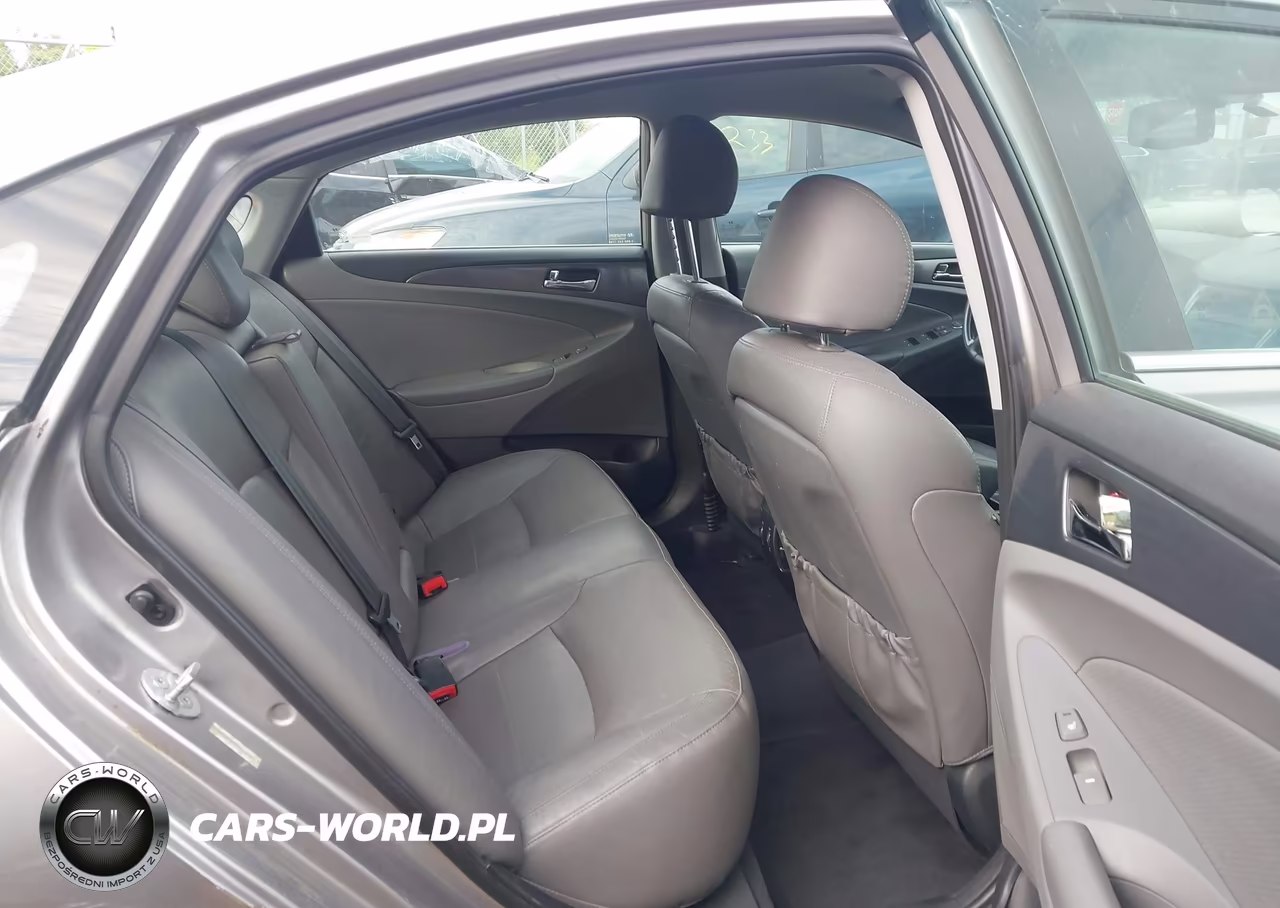 2012 Hyundai Sonata Hybrid VIN:KMHEC4A41CA060806 - 8