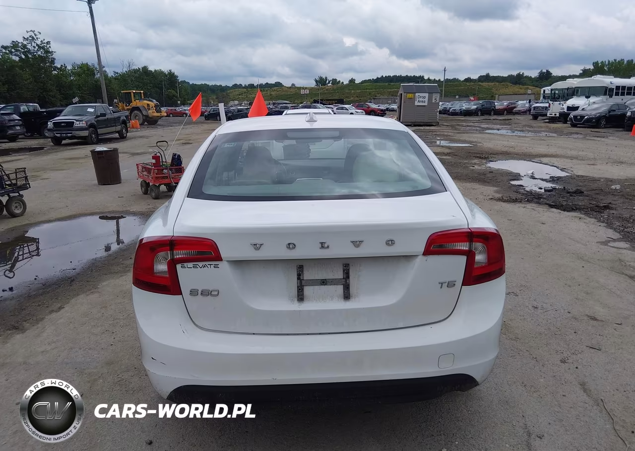 2012 Volvo S60 T5-T5 W-Moonroof VIN:YV1622FS8C2122956 - 16