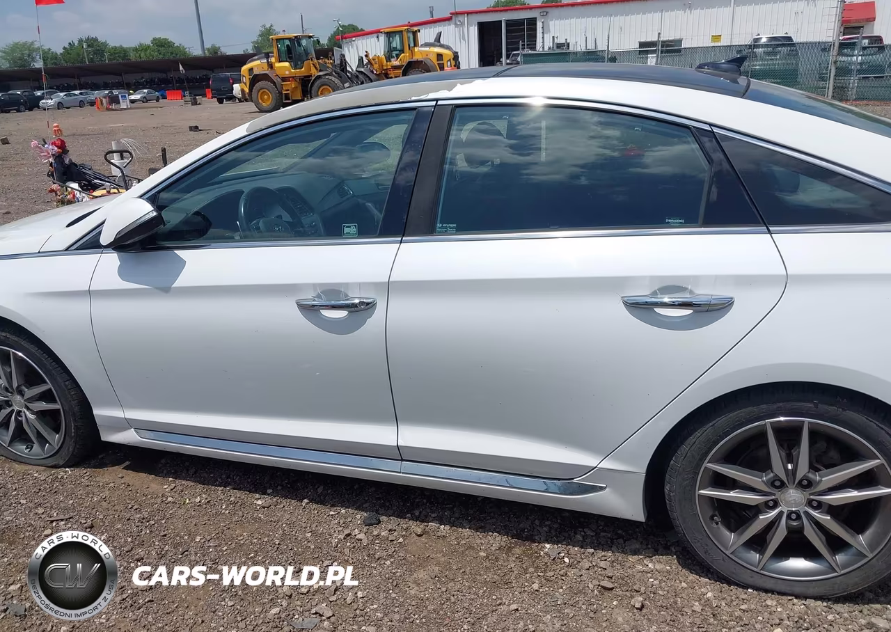 2015 Hyundai Sonata Sport 2.0T VIN:5NPE34AB0FH081016 - 14