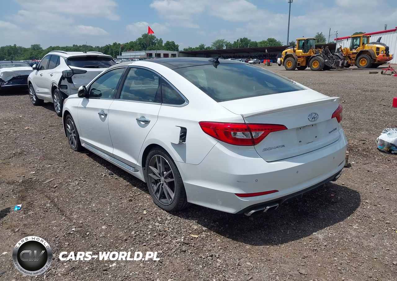2015 Hyundai Sonata Sport 2.0T VIN:5NPE34AB0FH081016 - 3