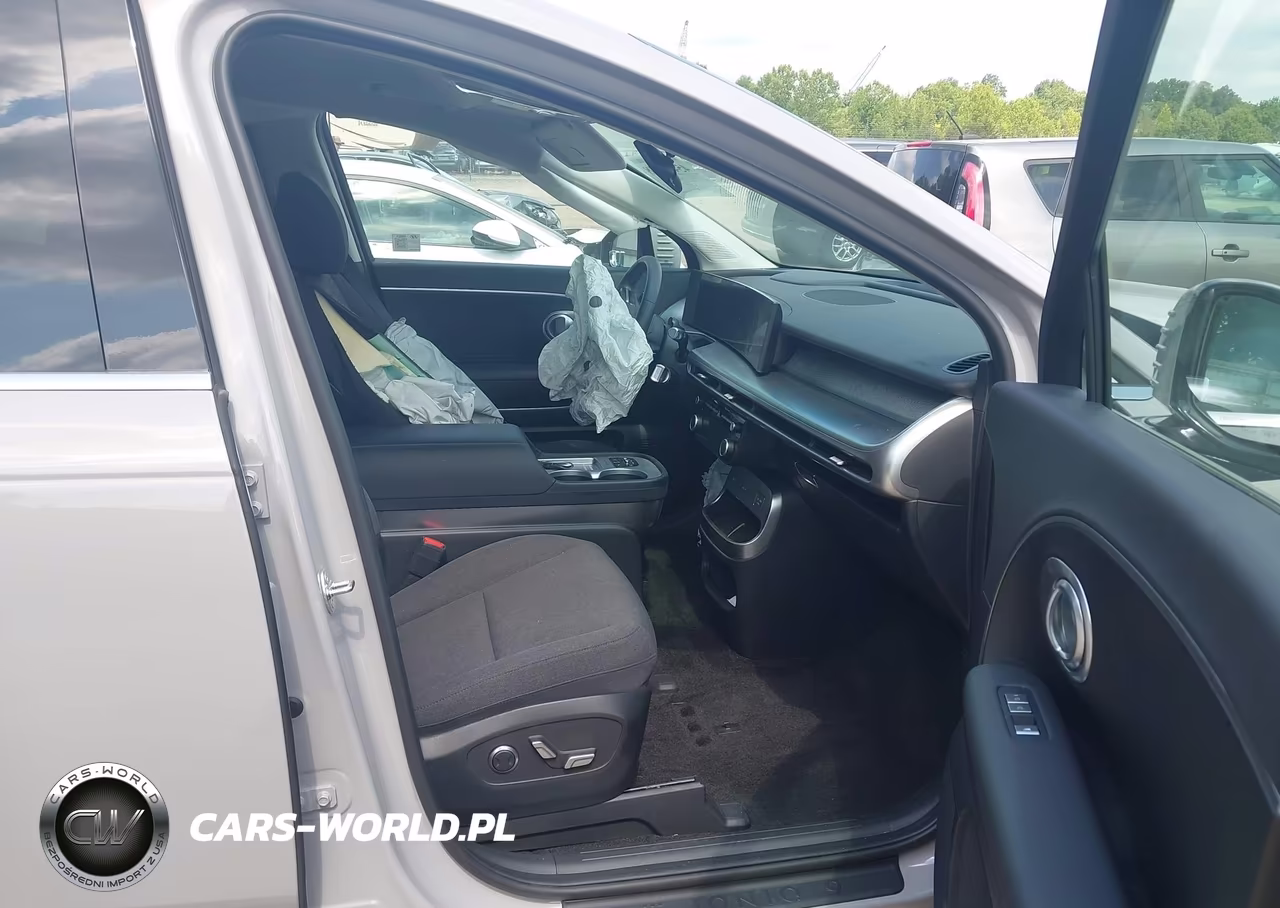 2026 Hyundai Ioniq 9 Se VIN:7YAMTFS34TY003078 - 5