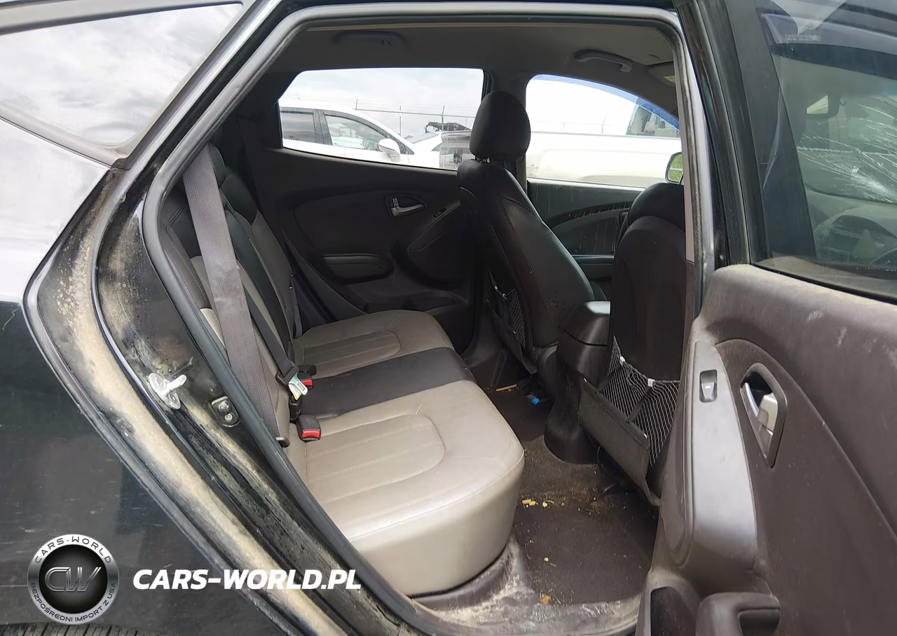 2011 Hyundai Tucson Limited VIN:KM8JU3AC6BU297544 - 8
