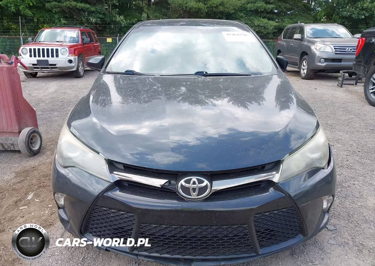 2015 Toyota Camry Se VIN:4T1BF1FK3FU947729 - 12