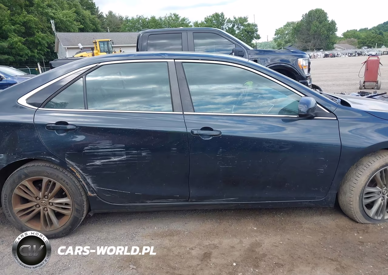 2015 Toyota Camry Se VIN:4T1BF1FK3FU947729 - 13