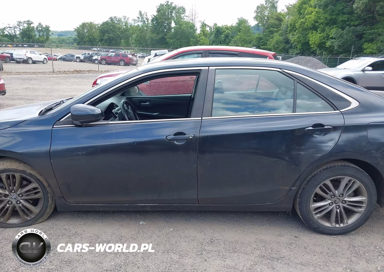 2015 Toyota Camry Se VIN:4T1BF1FK3FU947729 - 14