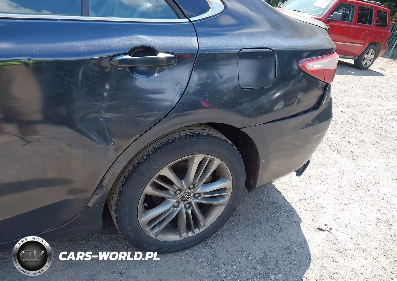 2015 Toyota Camry Se VIN:4T1BF1FK3FU947729 - 6