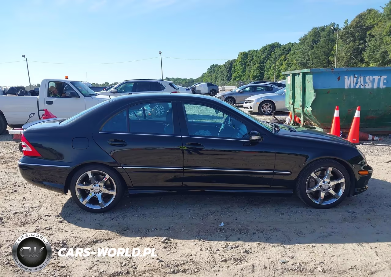 2007 Mercedes-Benz C 230 Sport VIN:WDBRF52H67F877832 - 13