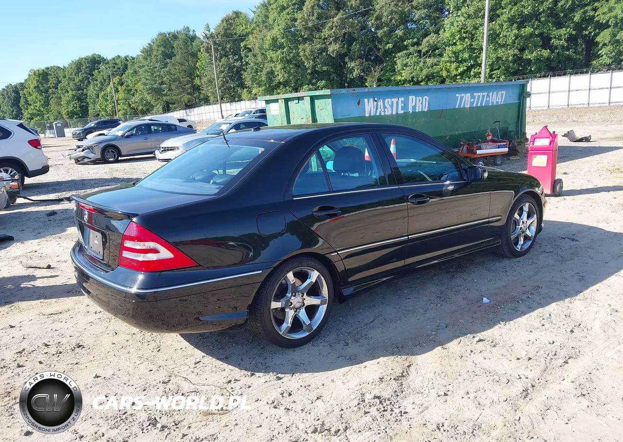 2007 Mercedes-Benz C 230 Sport VIN:WDBRF52H67F877832 - 4