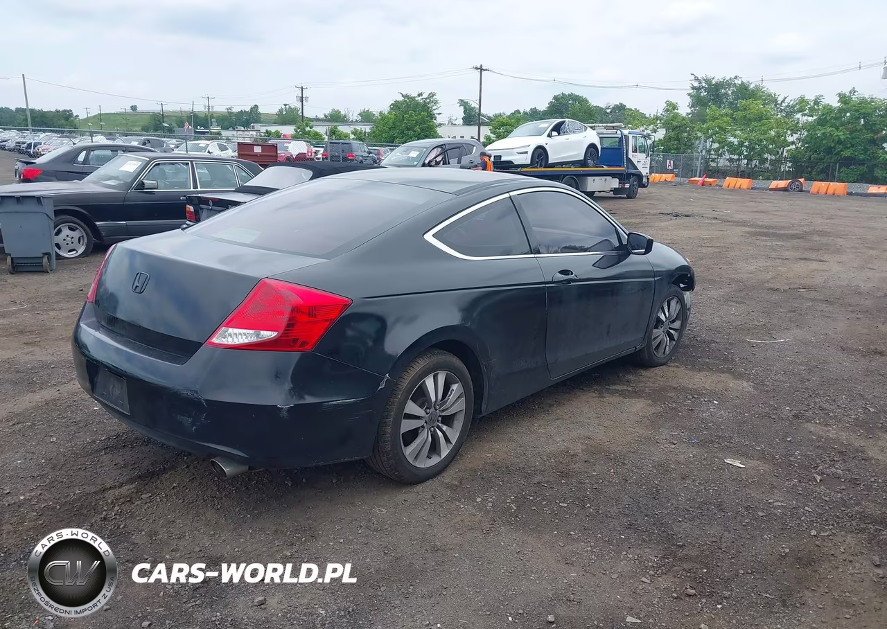 2011 Honda Accord 2.4 Ex VIN:1HGCS1B70BA005575 - 4