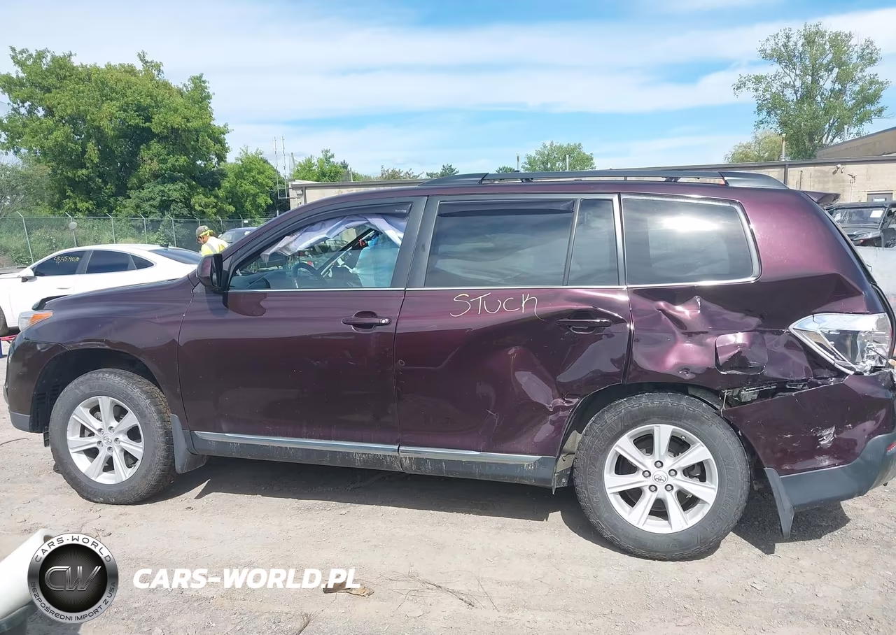 2013 Toyota Highlander Se V6 VIN:5TDBK3EH7DS229071 - 14