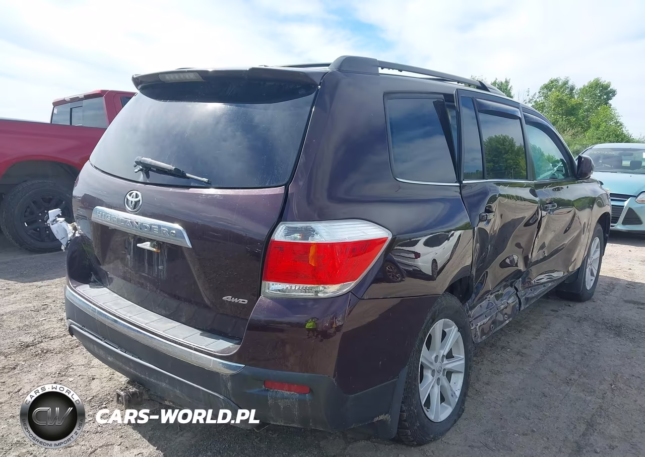 2013 Toyota Highlander Se V6 VIN:5TDBK3EH7DS229071 - 4