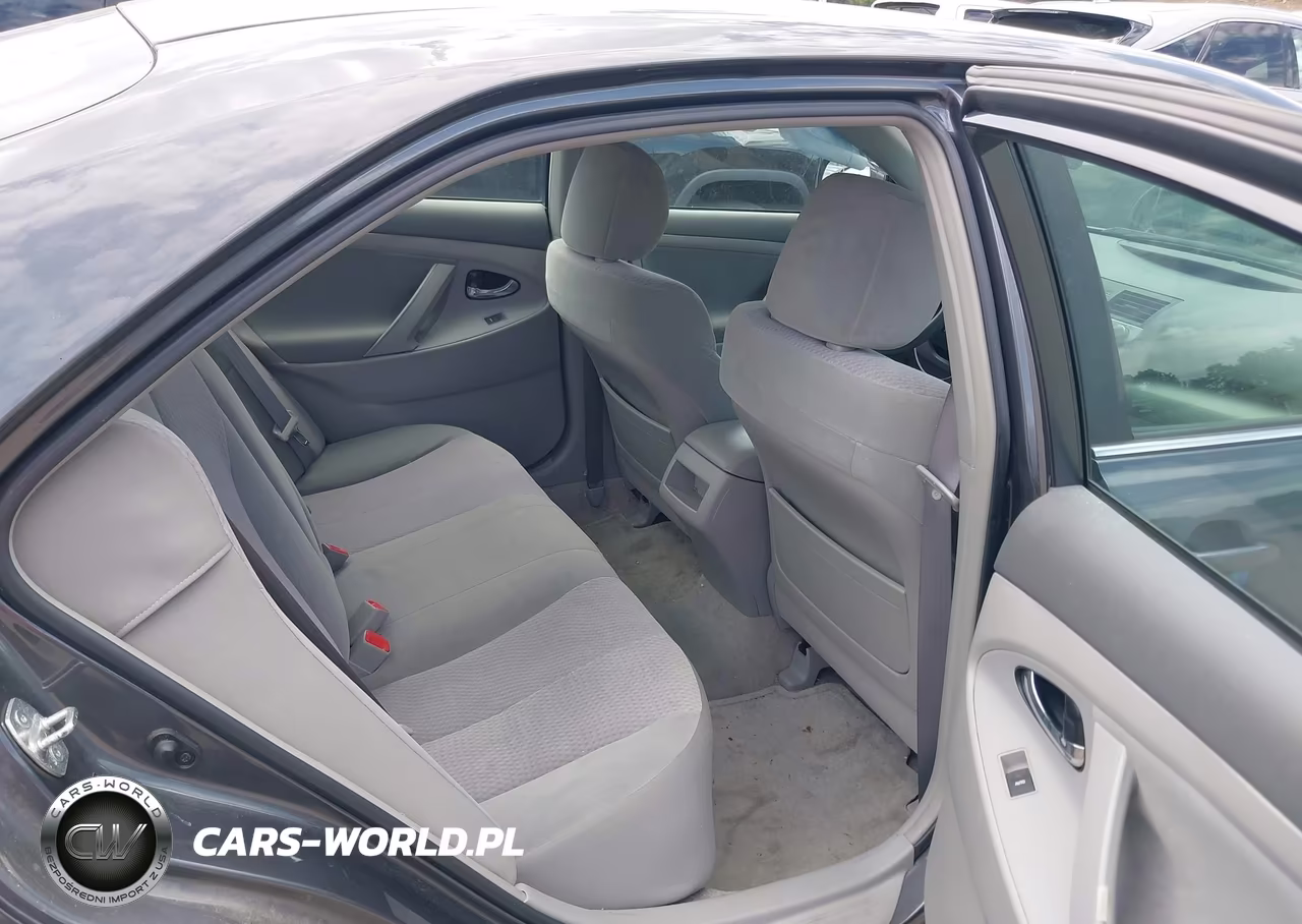 2010 Toyota Camry Le VIN:4T1BF3EKXAU018563 - 8