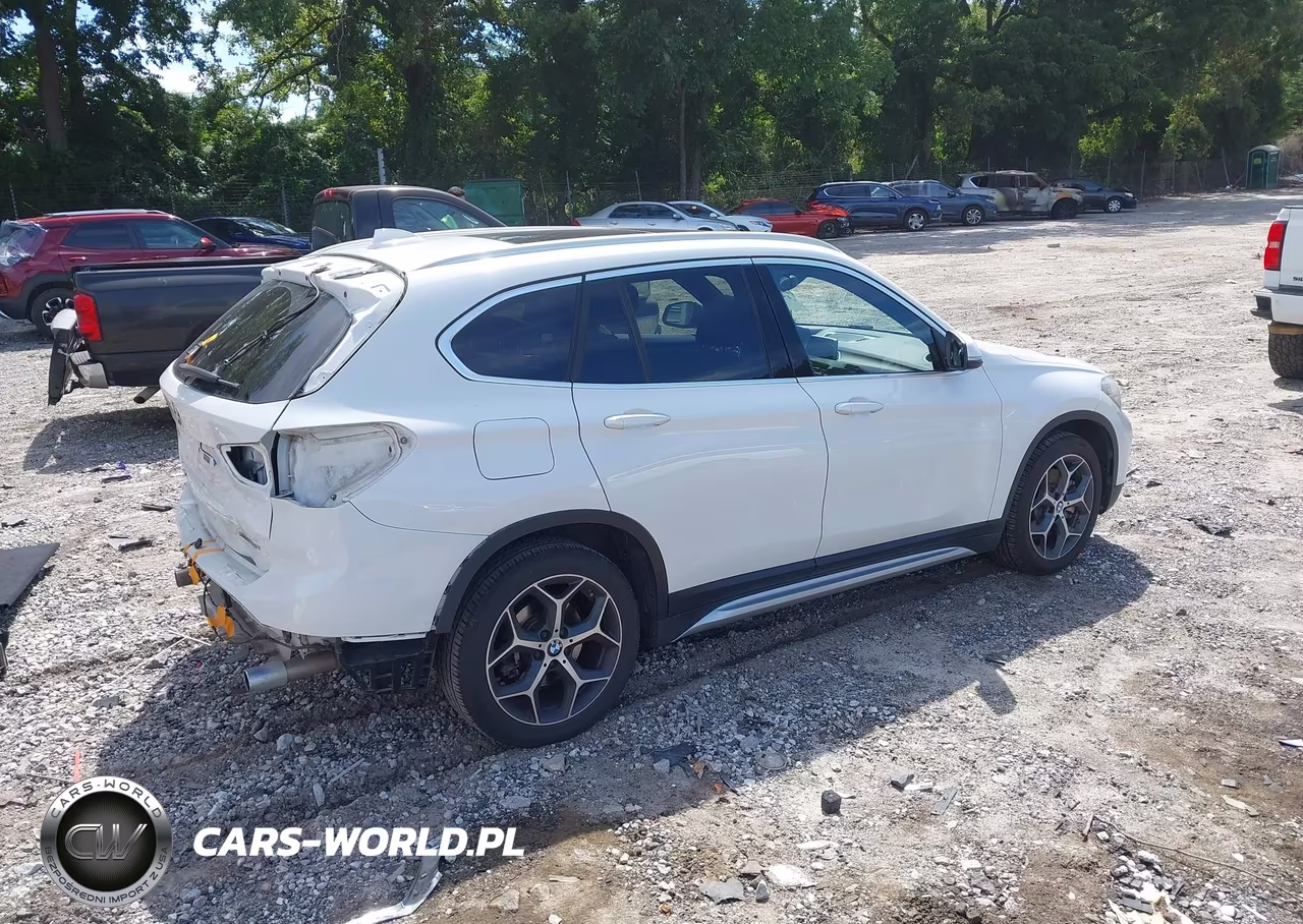 2018 BMW X1 Sdrive28I VIN:WBXHU7C36J5L07685 - 4