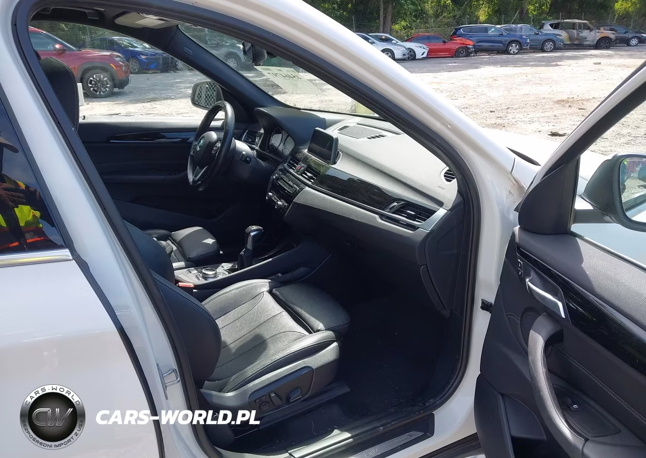 2018 BMW X1 Sdrive28I VIN:WBXHU7C36J5L07685 - 5