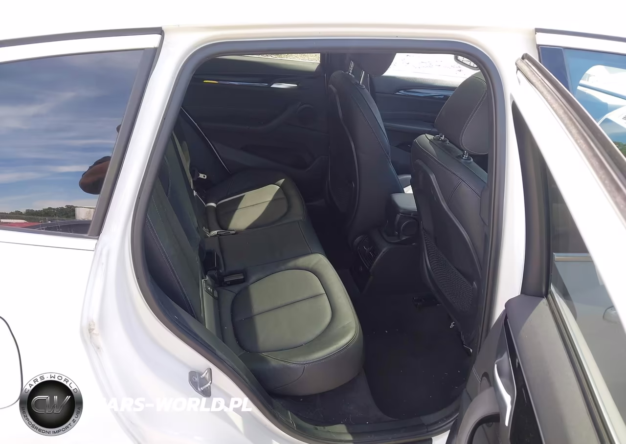 2018 BMW X1 Sdrive28I VIN:WBXHU7C36J5L07685 - 8