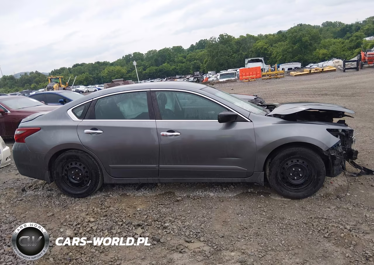 2018 Nissan Altima 2.5 S VIN:1N4AL3AP6JC228549 - 13