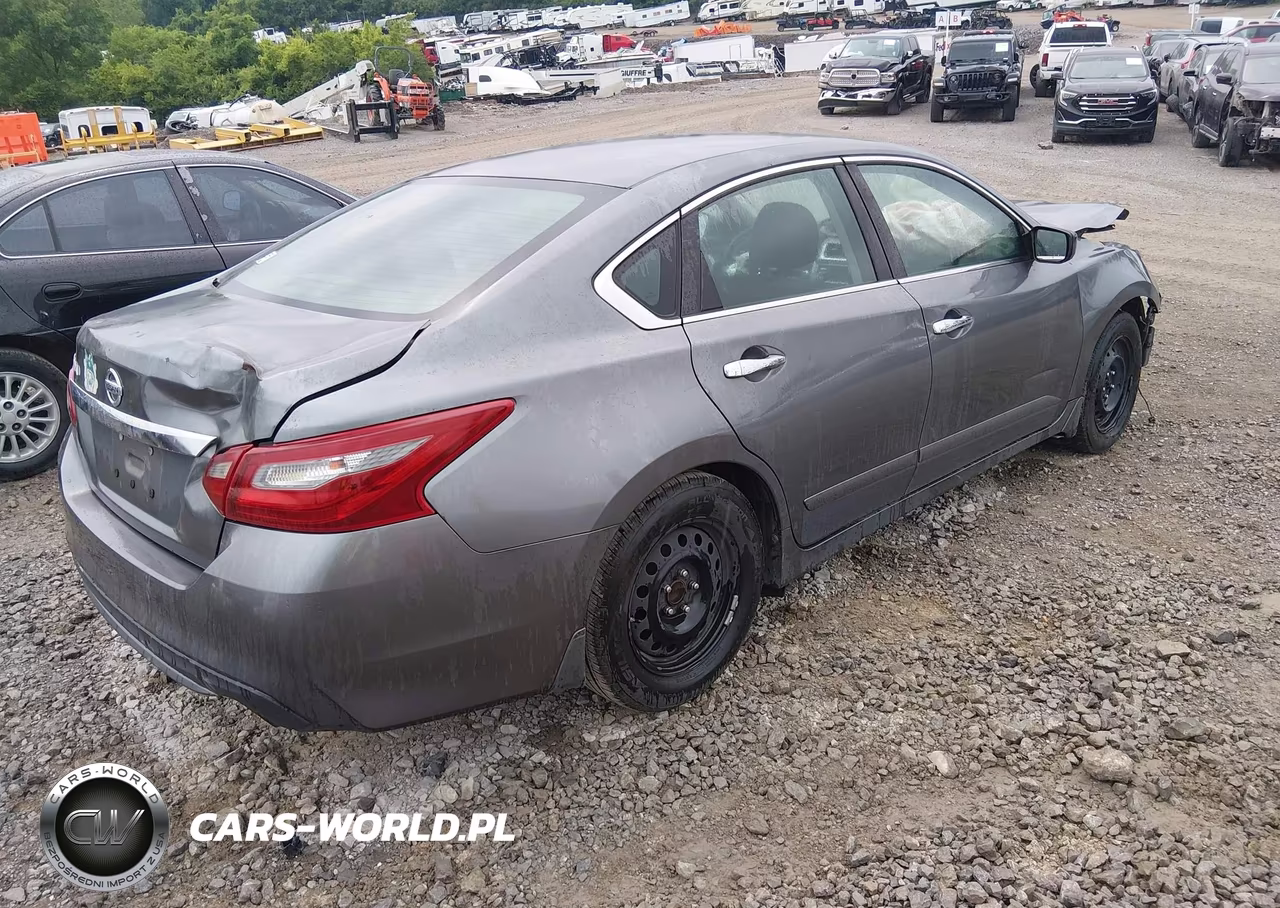 2018 Nissan Altima 2.5 S VIN:1N4AL3AP6JC228549 - 4